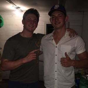 Meet your Posher, Dean